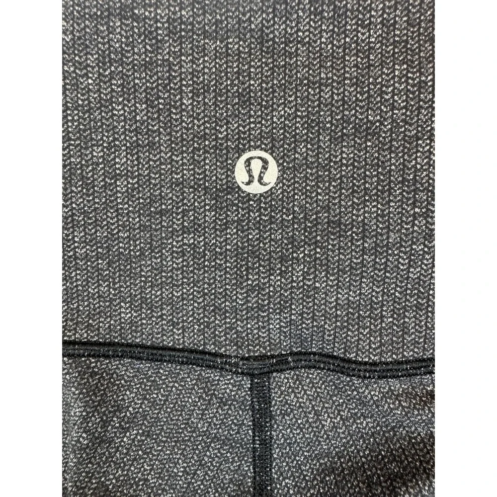 Lululemon Womens Wunder Under Capri Size 4 Black Gray Herringbone Athleisure